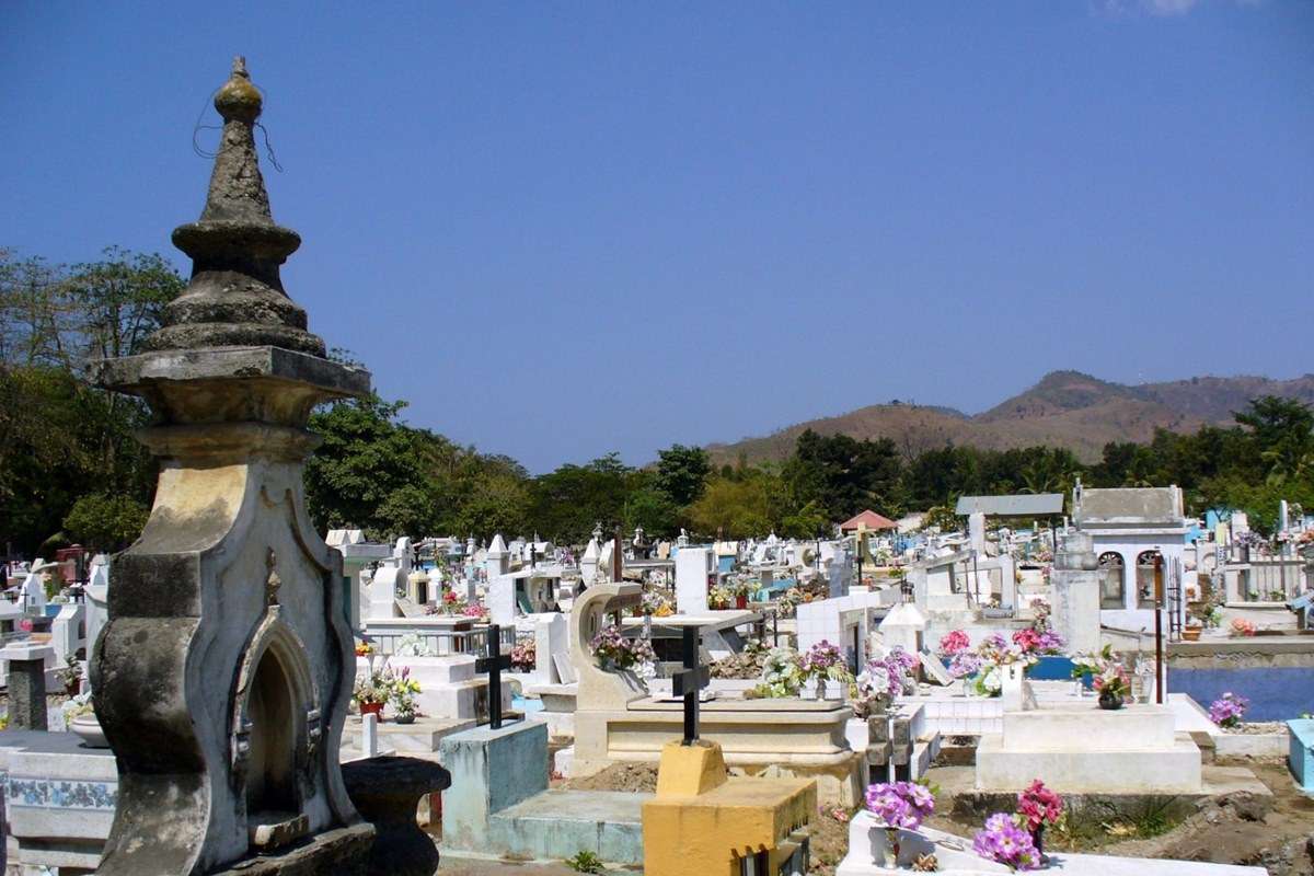 Santa Cruz Cemetery