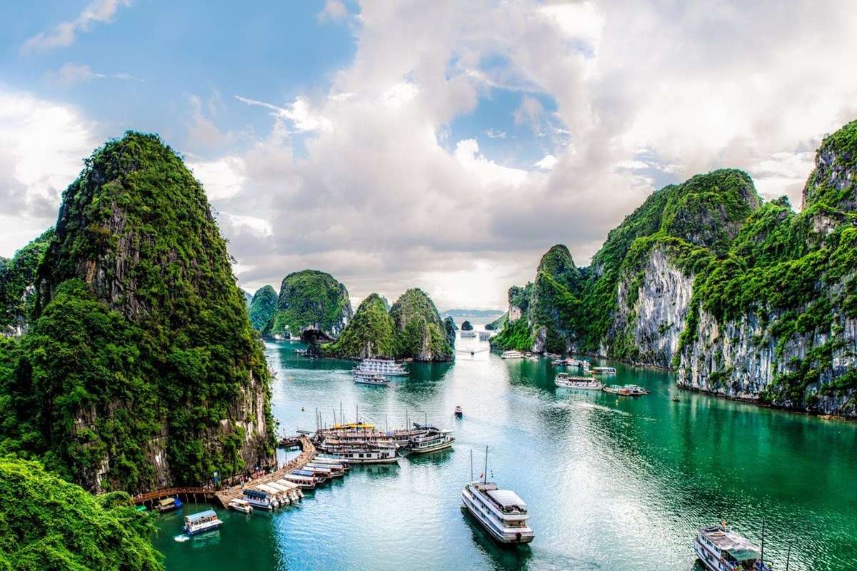 Ha Long Bay