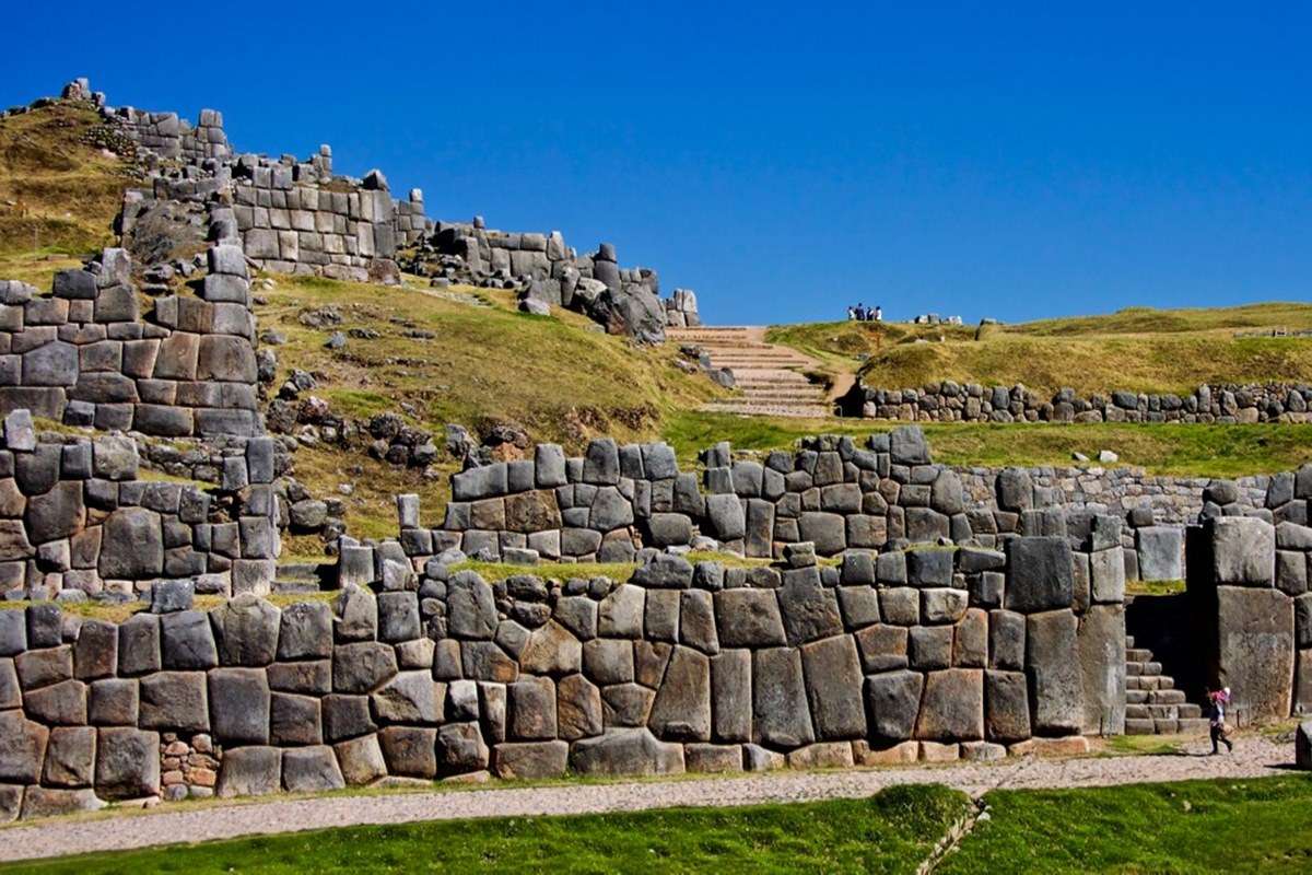 Sacsayhuaman