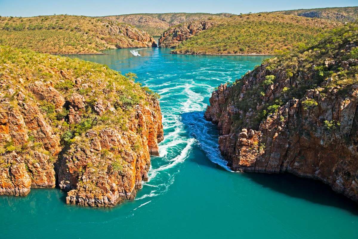 Horizontal waterfalls