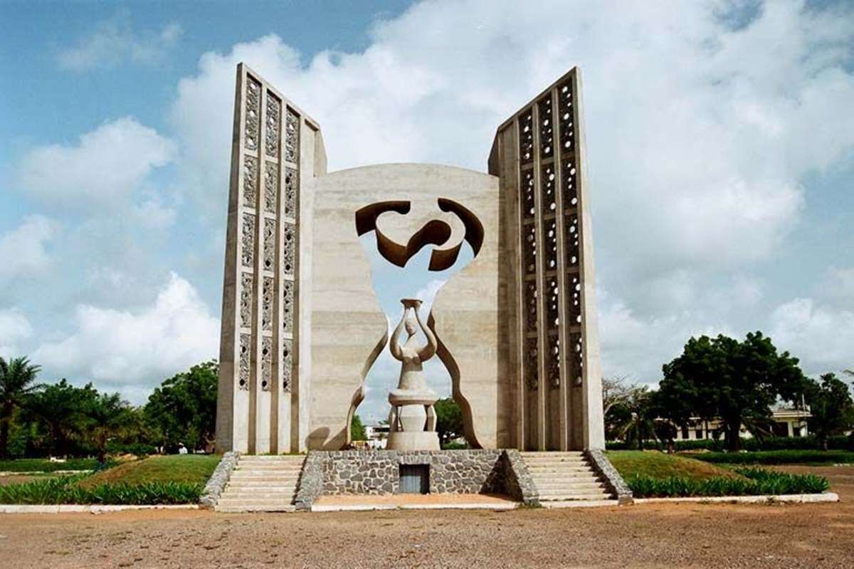 Independence Monument