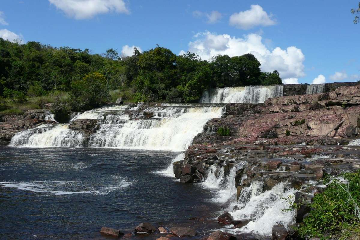 Orinduik Falls