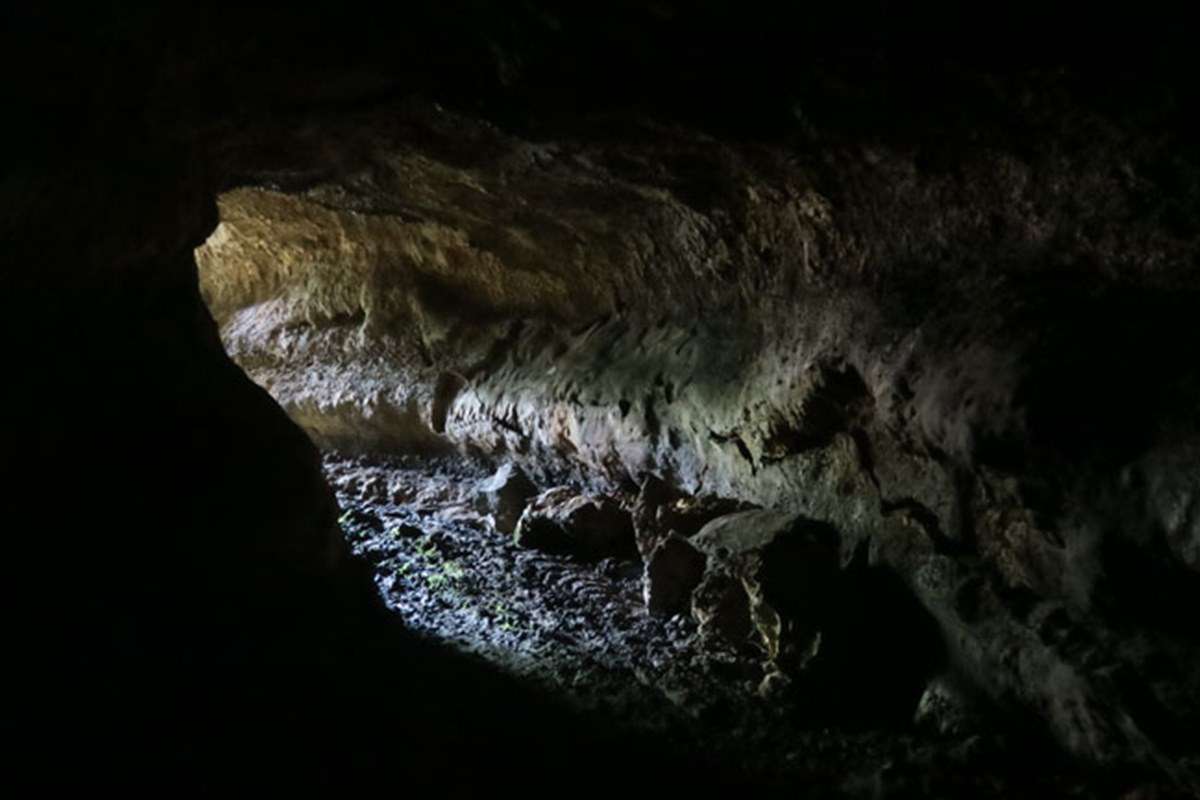 Peapea Cave