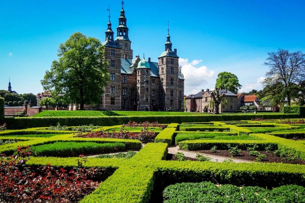 Rosenborg Castle Gardens