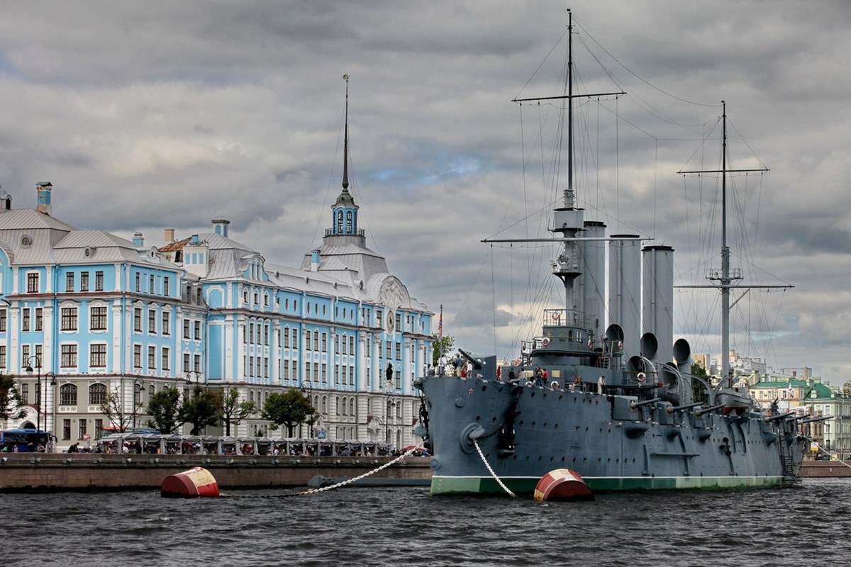 The Cruiser Aurora