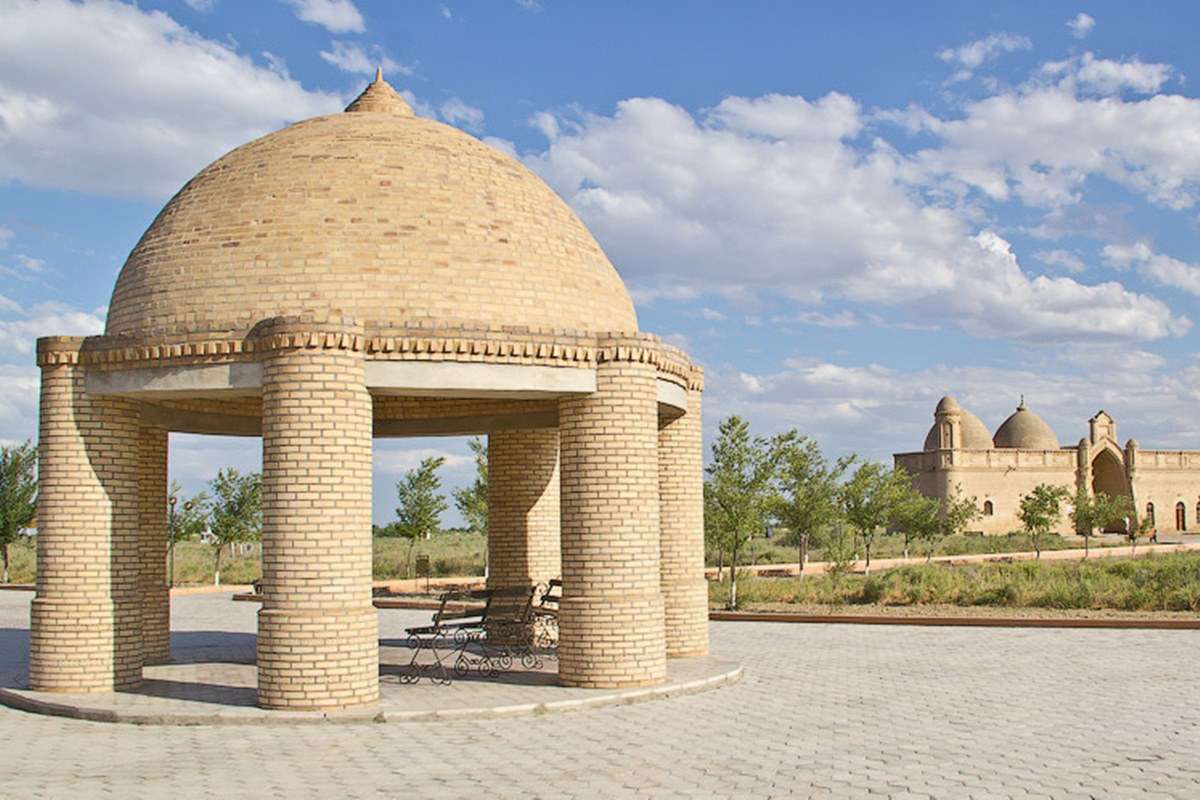 Arystan Bab Mausoleum