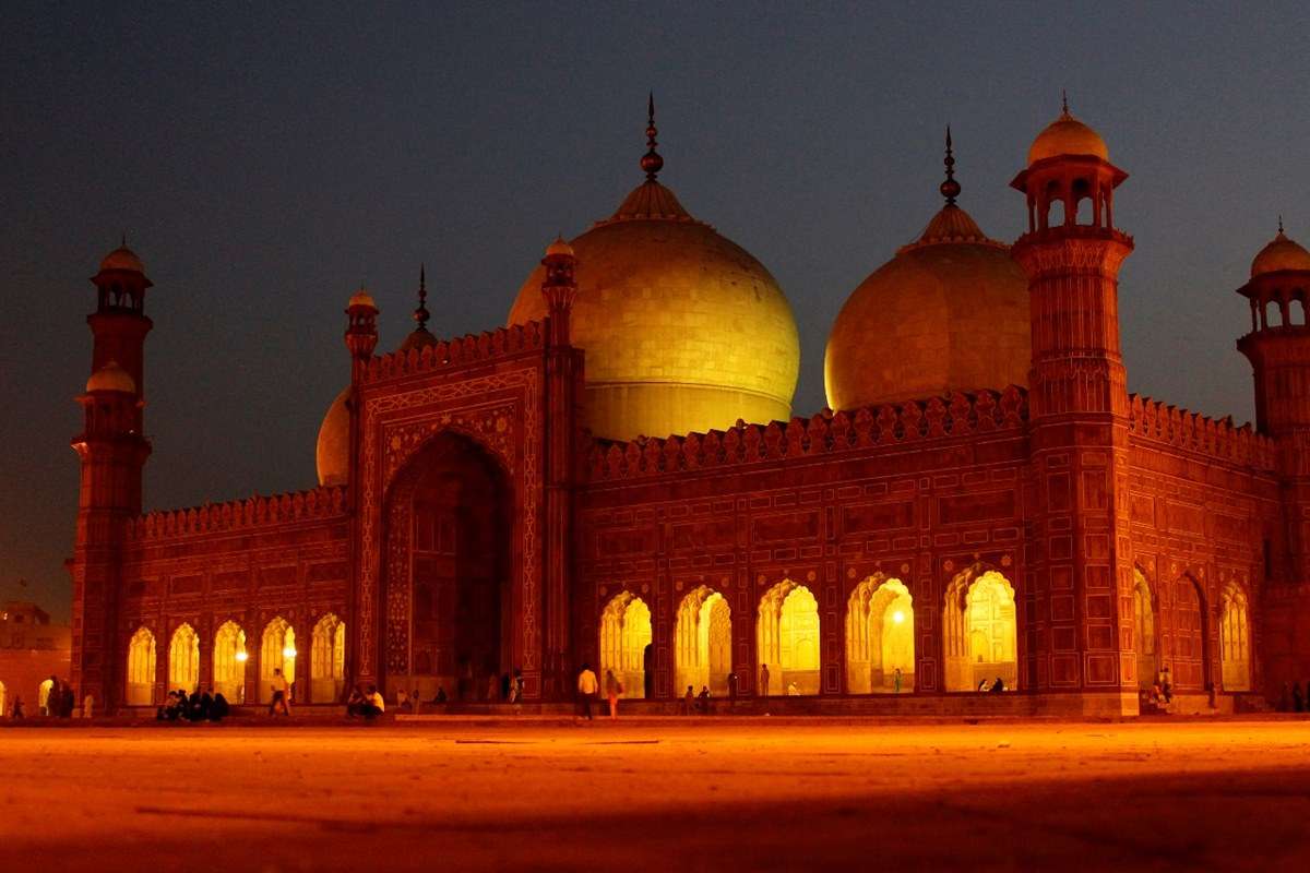 Badshahi Mosque