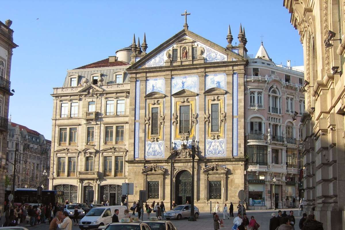 São Bento railway station