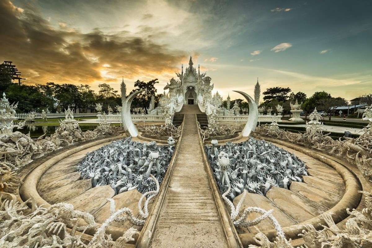 Wat Rong Khun